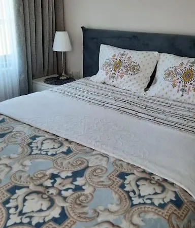 Gem Chic 2 - Br Apartment *