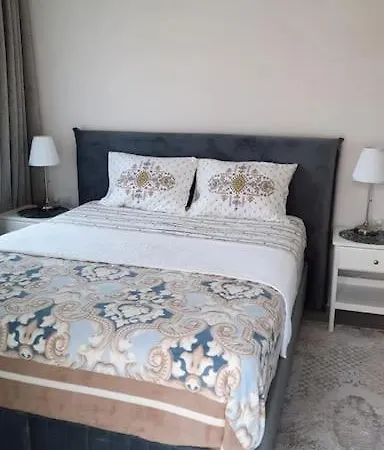 Gem Chic 2 - Br